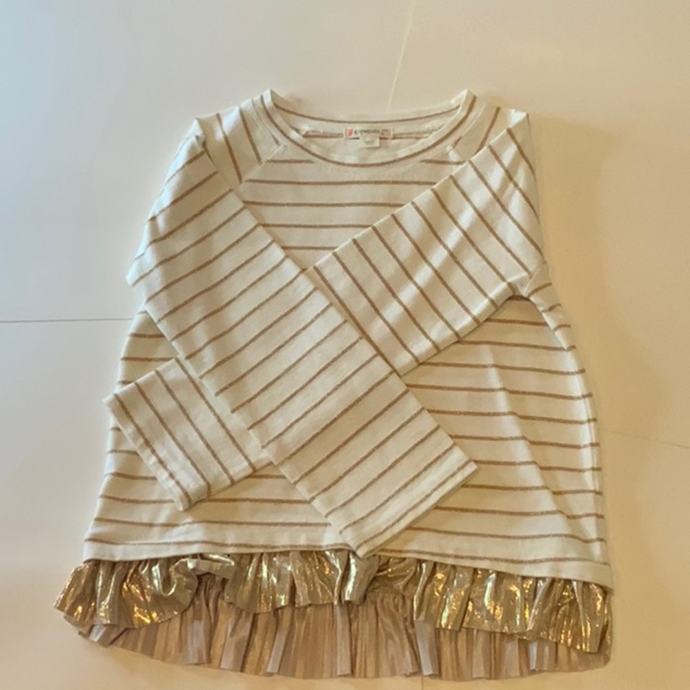 Long sleeve shirt with stripes and ruffles